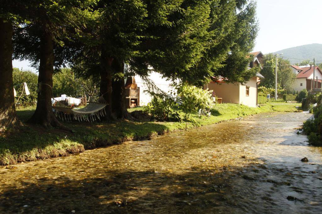 House Drakulic Hotel Korenica Eksteriør billede