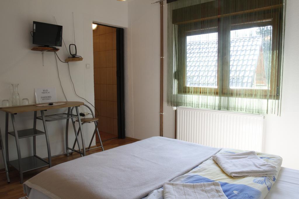 House Drakulic Hotel Korenica Eksteriør billede