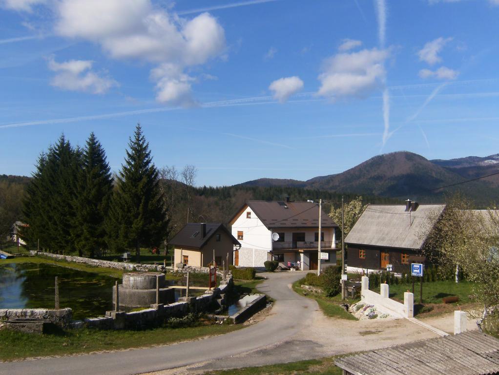 House Drakulic Hotel Korenica Eksteriør billede