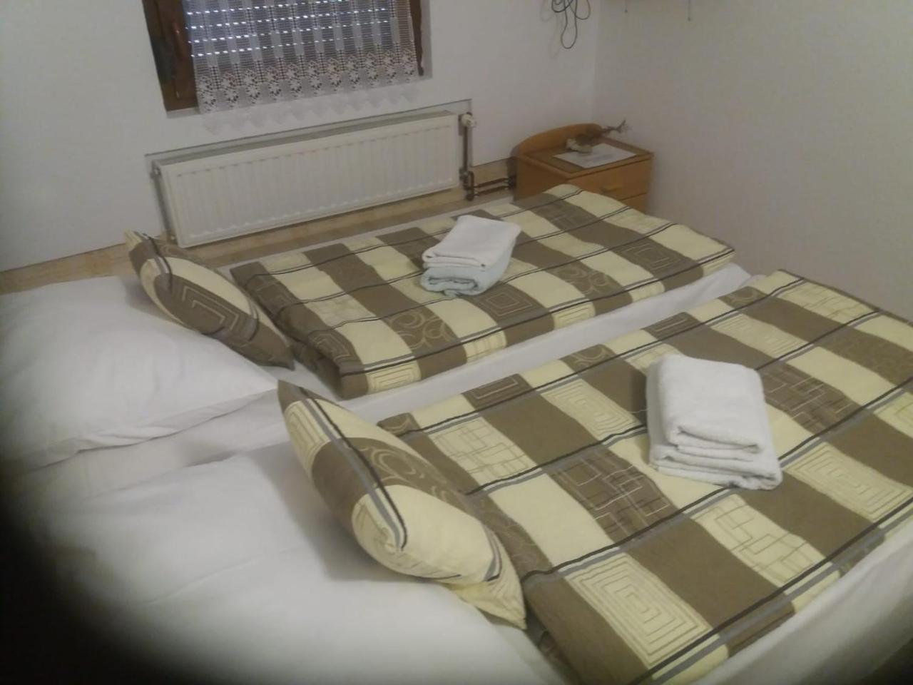 House Drakulic Hotel Korenica Eksteriør billede
